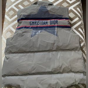 DIORALPS SLEEVELESS DOWN JACKET